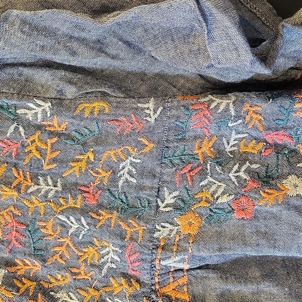 Chambray Top with Floral Accents - Picture 3 of 4